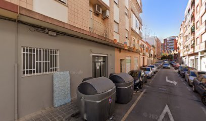 Foto de ARNAU DENTAL SOCIEDAD LIMITADA