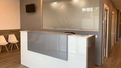 Foto de CIM CENTRE DENTAL DE BIGUES I RIELLS CARBONELL + MEILAN