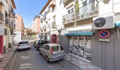 Foto de CLÍNICA DENTAL ARMILLA