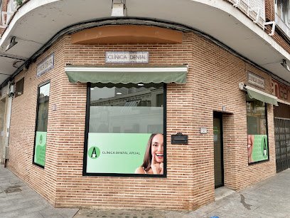 Foto de CLINICA DENTAL ARUAL