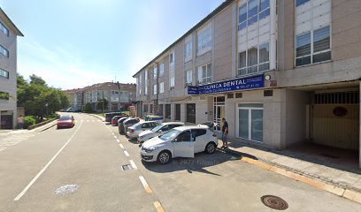 Foto de CLÍNICA DENTAL ELISARDO CEA CEBREIRO