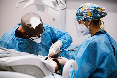 Foto de CLINICA DENTAL EMILIO RODRÍGUEZ