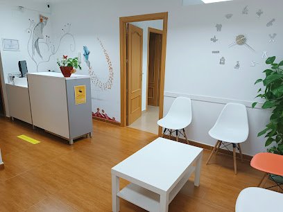 Foto de CLINICA DENTAL ENCARNACIÓN DE LA FUENTE