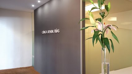 Foto de CLÍNICA DENTAL FRÍAS