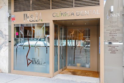 Foto de CLINICA DENTAL IN&ZA: IMPLANTES Y ORTODONCIA
