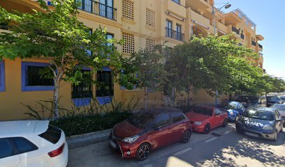 Foto de CLÍNICA DENTAL MACÍAS RODRÍGUEZ