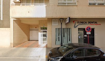 Foto de CLÍNICA DENTAL PÉREZ PIQUERAS