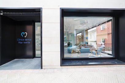 Foto de CLINICA DENTAL PILAR ISARRIA