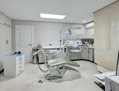 Foto de CLÍNICA DENTAL TERÁN