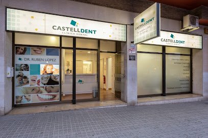 Foto de Castelldent Clinica Dental - Dr. Rubén López Crúz