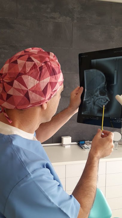 Foto de Clínica Dental Bunyola - Dr José Luis Flores