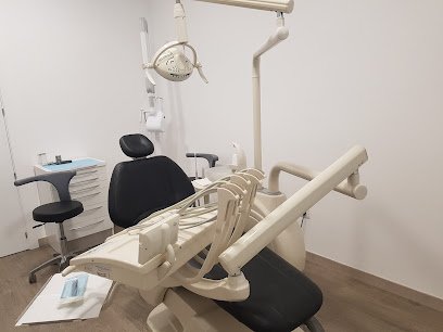 Foto de Clínica Dental Central Tarancón. Implantes dentales y Ortodoncia