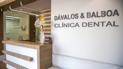 Foto de Clínica Dental Dávalos & Balboa- Invisalign Murcia- Implantes dentales- Centro