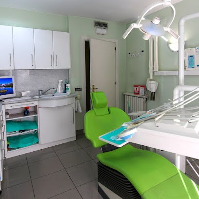 Foto de Clínica Dental Dr. J. Conill i Dra. E. Maurí