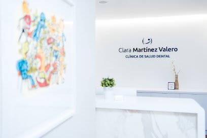 Foto de Clínica Dental Dra. Clara Martínez Valero | Odontologia y Estética avanzada| Implantes dentales Invisalign