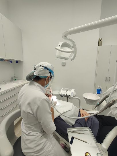 Foto de Clínica Dental Dra Juana Suárez Moreno VECINDARIO