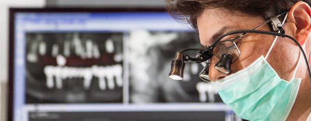 Foto de Clínica Dental Javier Araujo | Dentista en Coruña