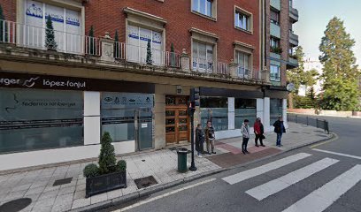 Foto de Clínica Dental Joaquín Zarabozo Solís Hnos