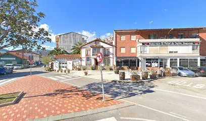 Foto de Clínica Dental Juan Carlos Santurtun De La Hoz