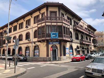 Foto de Clínica Dental Melilla RB Dental Adeslas ️