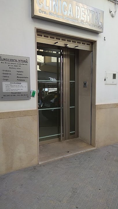 Foto de Clínica Dental Miriam Amparo Gandía Benetó