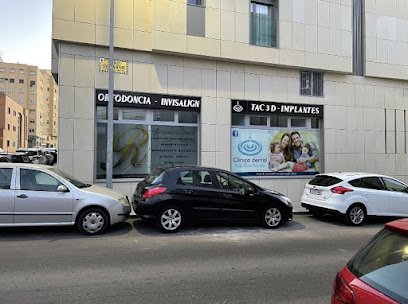 Foto de Clinica Dental R.Tena Pajuelo
