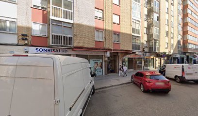 Foto de Clínica Dental Sonrisalud Burgos (Gamonal)