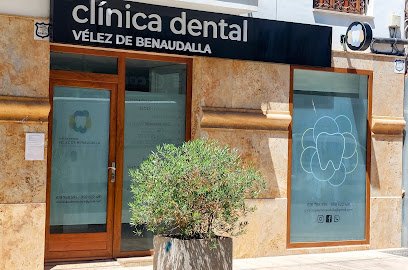 Foto de Clínica Dental Vélez de Benaudalla