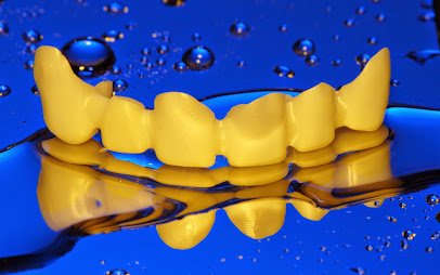 Foto de Clínica Dental en Conil Clara Chamorro - Adrián Fernández-Ceballos