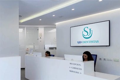 Foto de Clínica Dental en Las Chafiras | SJD Dentistas