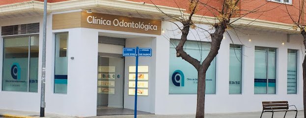 Foto de Clínica de Odontología Avanzada Dr. José Luis Sierra Puebla de Farnals