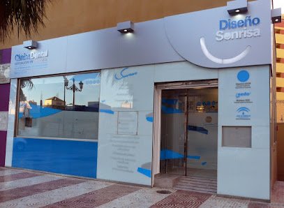 Foto de Clínica dental Diseño Sonrisa Roquetas y Almería - Dentista Roquetas De Mar
