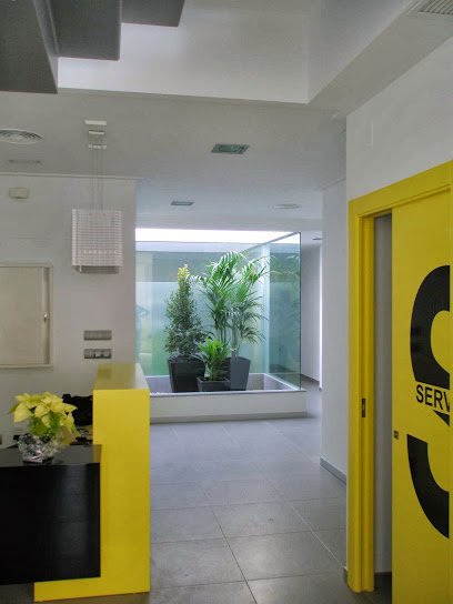 Foto de Clinica dental Dra. Maria Luisa Serra Mascarell
