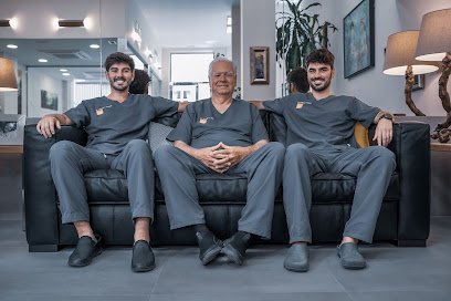 Foto de Clínica dental Miró Paniagua. Dr SALVADOR FERNÁNDEZ MIRÓ