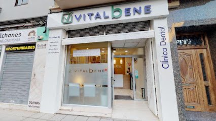 Foto de Clínica dental Vitalbene By Grupo Gente Vital | Dentistas en Benetússer | Implantes dentales | Ortodoncia