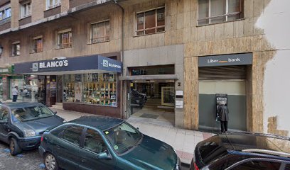 Foto de Clínica dental en Oviedo Feito Bárcena