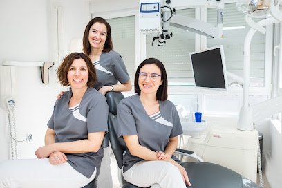 Foto de Clínicas Dentales Gallut (Santiago de Cartes)