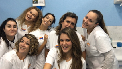 Foto de DENTALMC clinica dental ODONTO-AZUQUECA
