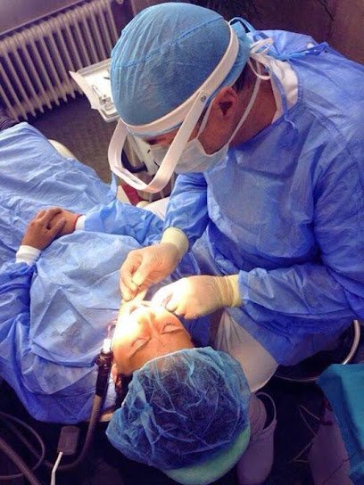 Foto de DR. BECERRIL YEVES