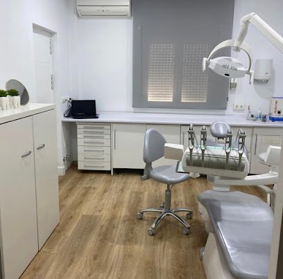 Foto de DentaLux Clínica Dental y Estética