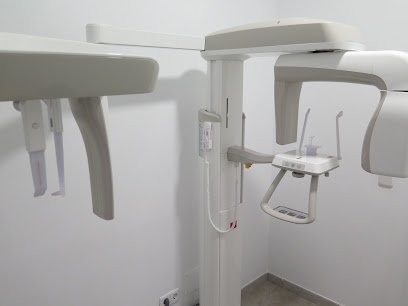 Foto de Dental Santa Maria - Clínica dental Santa Maria del Camí