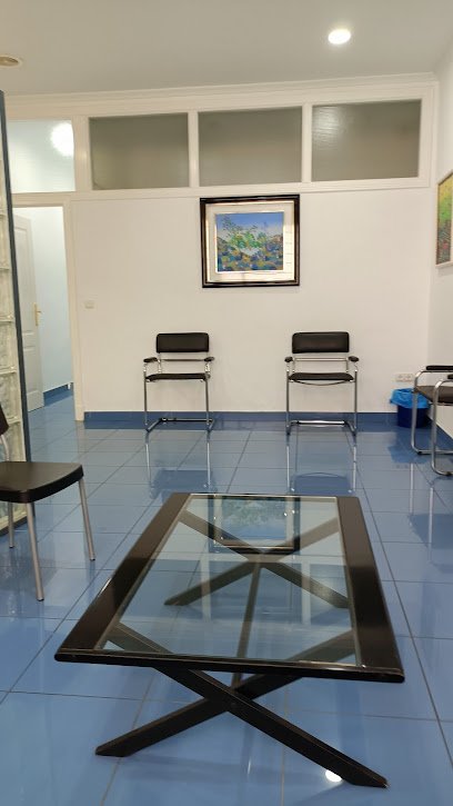 Foto de Dentista Miguel Tristán Martínez Gijón