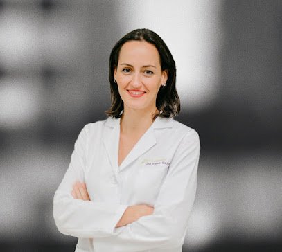 Foto de Dra Elena Cañete Clínica de Ortodoncia