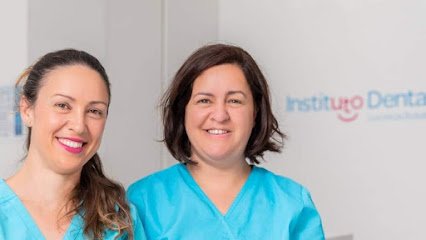 Foto de INSTITUTO DENTAL LUCRECIA BOTELLA