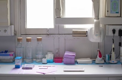 Foto de Janos Clínica Dental Urgencias odontológicas Urgencias dentales en Madrid