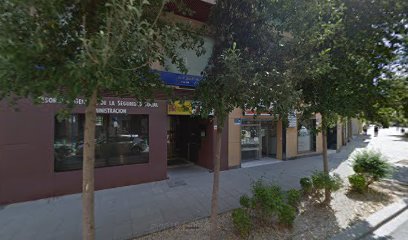 Foto de ORTOCLINIC ORIHUELA - Clínica Dental - Dr. José María Maciá