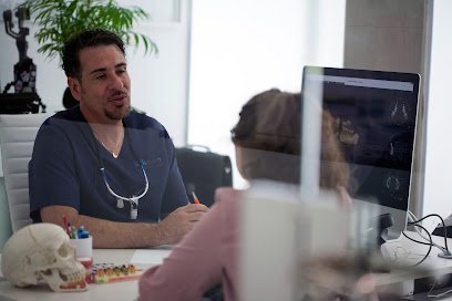 Foto de Salud Dental Blanco. Clínica Dental Madrid