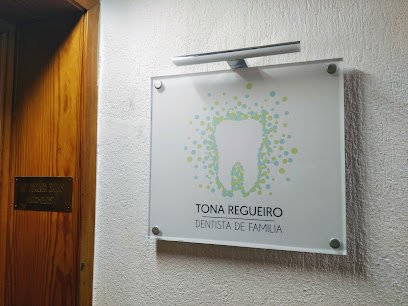 Foto de Tona Regueiro - Dentista de Familia