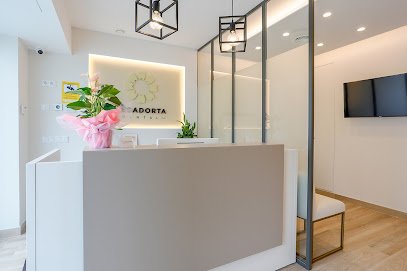 Foto de VegaDortaDental | Dentista Barcelona | Implantes dentales | Urgencias Dentales | Endodoncia | Ortodoncia
